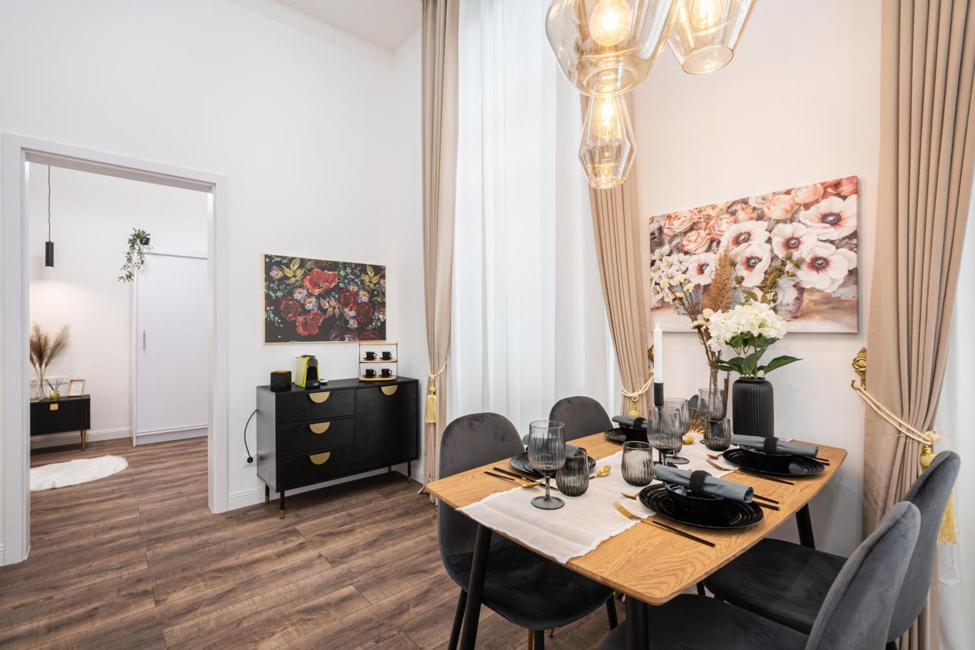 Blue Velvet Luxury Apartment บูดาเปสต์ ภายนอก รูปภาพ